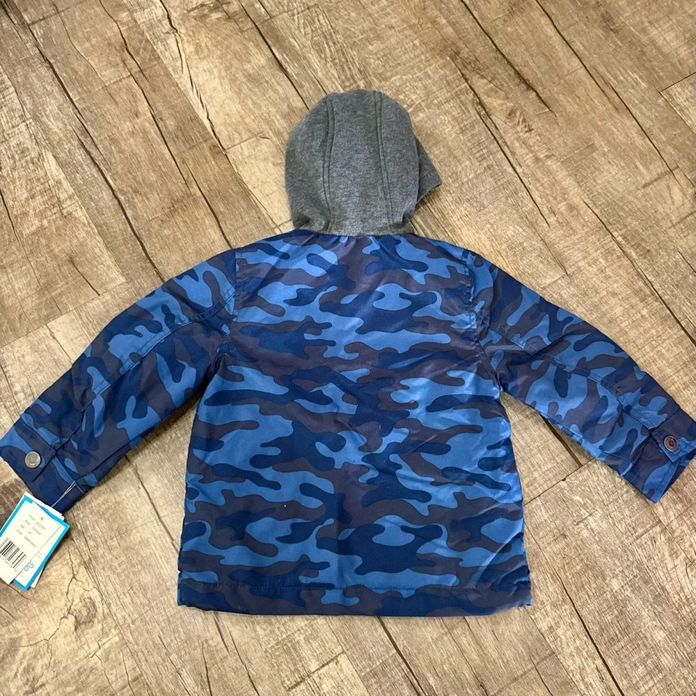 NWT Carter’s‎ Boys Blue Camouflage Jacket – Size 2T
